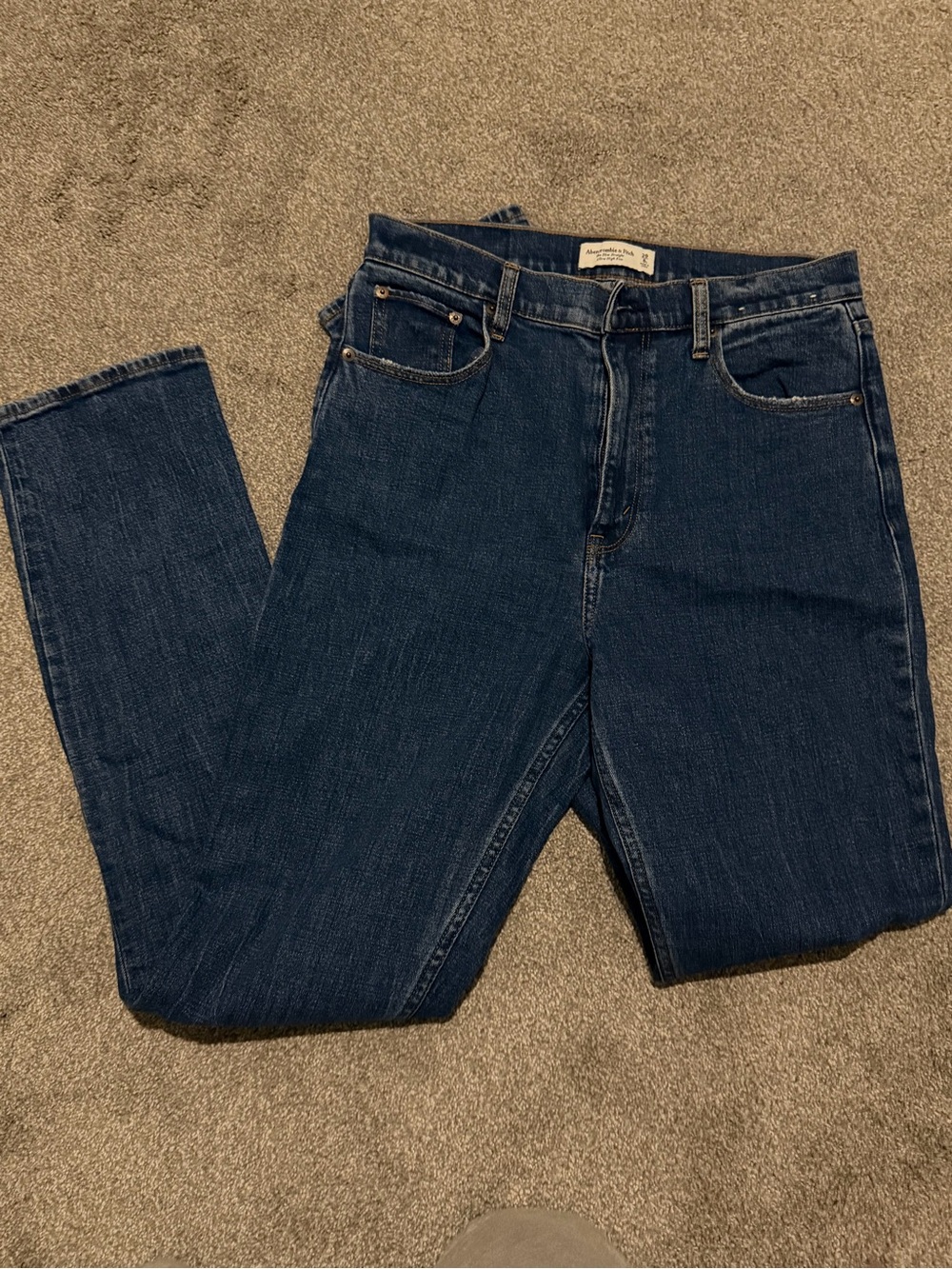 Abercrombie & Fitch Women's Dark Blue Straight-Leg Jeans 29L